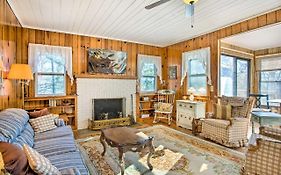 Dog-Friendly Hendersonville Cabin Deck And Views